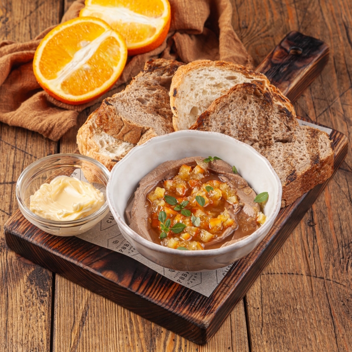 Паштет из куриной печени с апельсиновым конфитюром Паштет из куриной печени с апельсиновым конфитюром