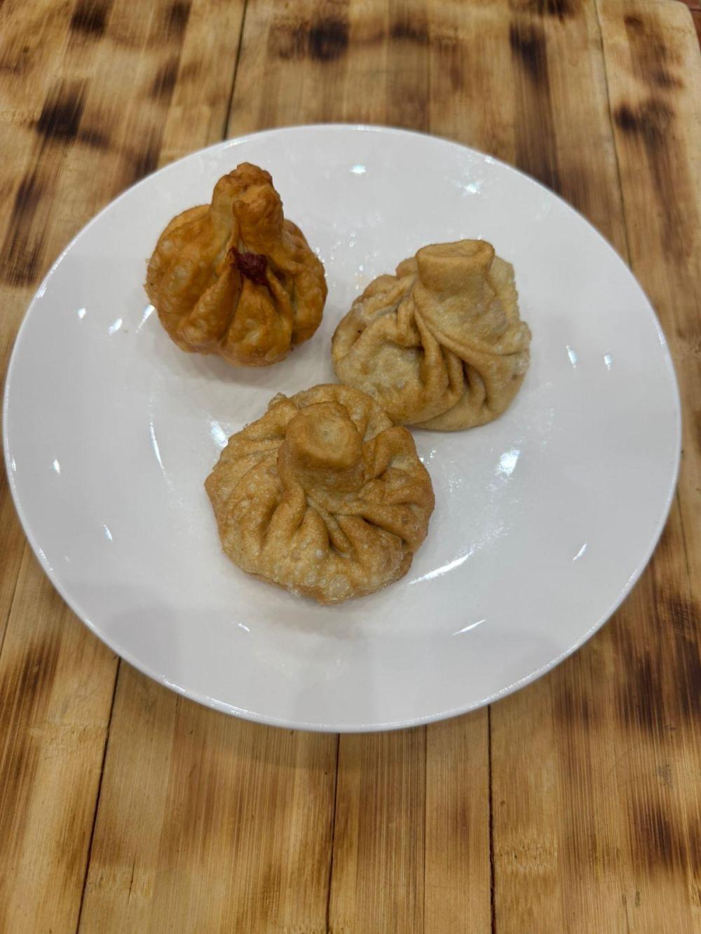 Хинкали с креветками и соусом «Биск», 395 гр.