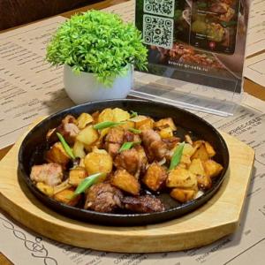 Картофель жаренный со свининой бизнес, 280г