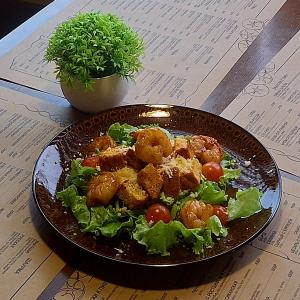 Цезарь с креветками, 190г